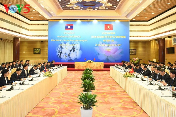 Вьетнам и Лаос обещают эффективно выполнить достигнутые договорённости по сотрудничеству - ảnh 1
